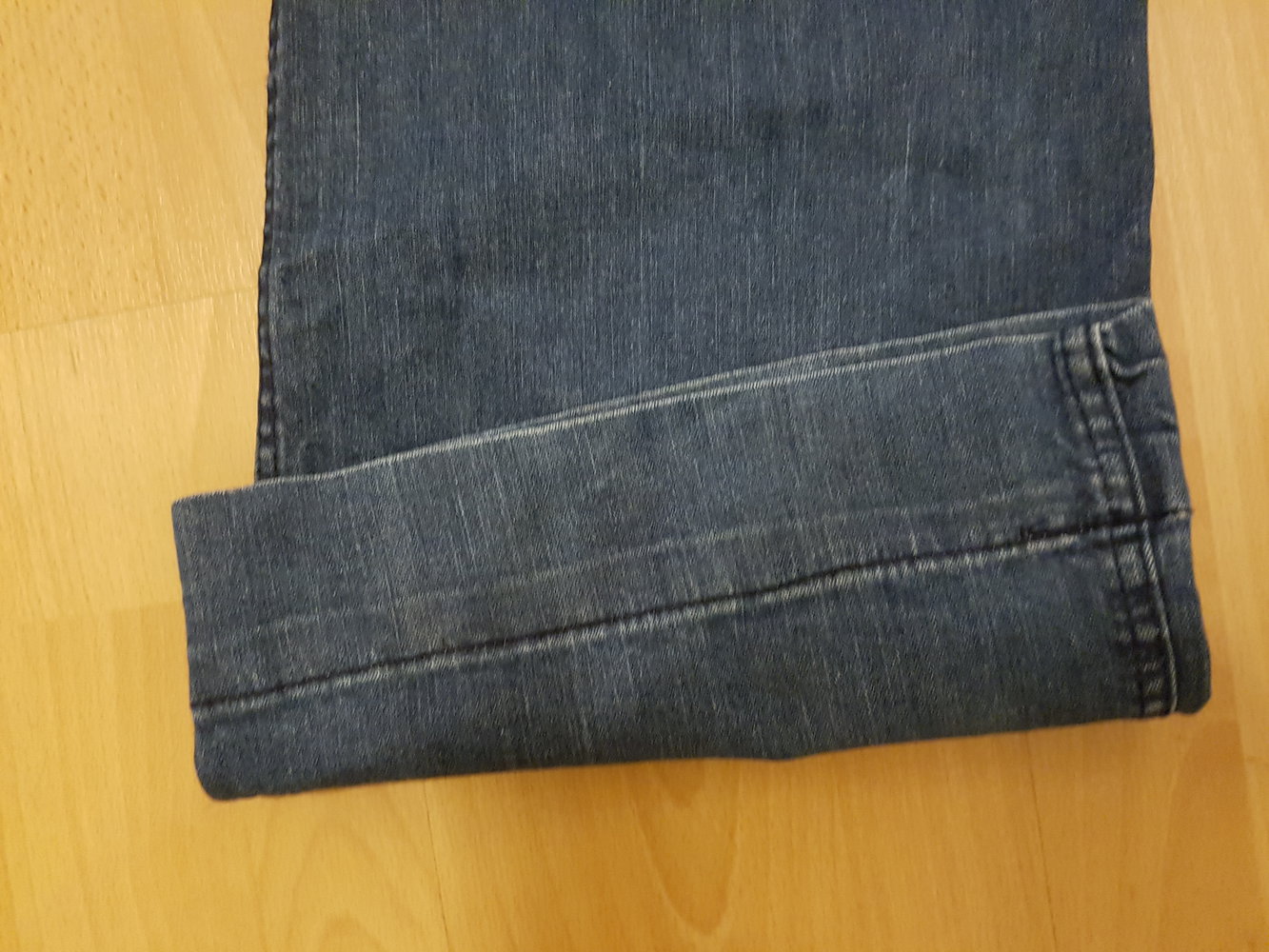 Schicke Jeans von H&M, Schlaghose, weiter Beinschnitt, Damen, dunkelblau, Grösse 42