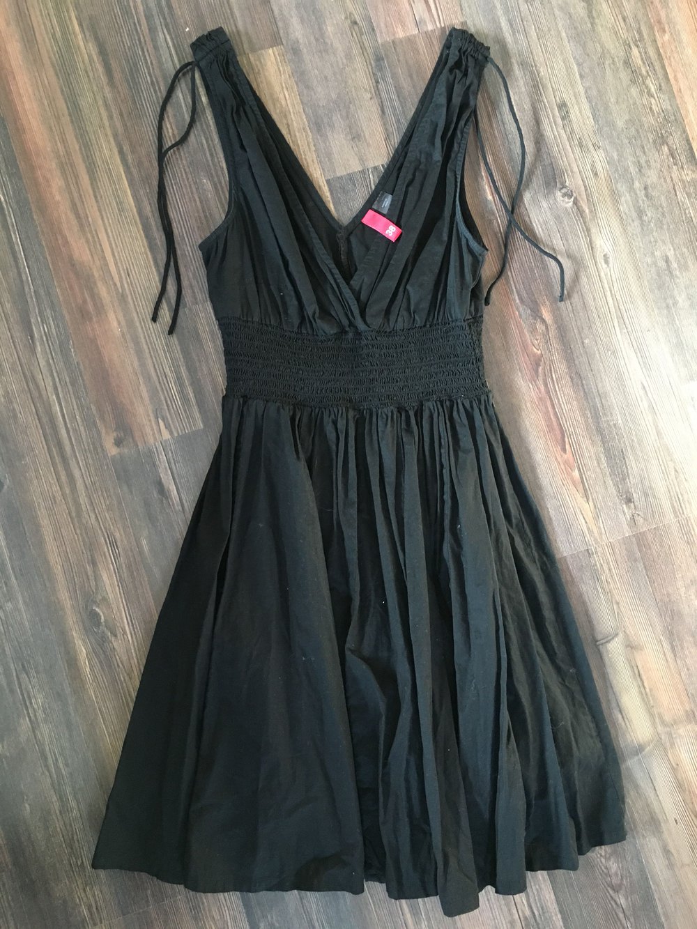 Wunderschönes schwarzes Kleid Gr 38 H&M 