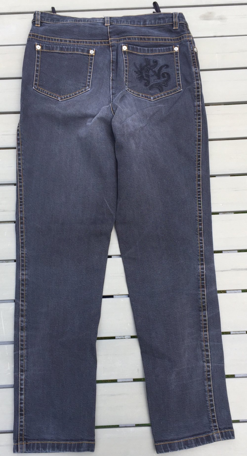 MADELEINE Jeans mit STICKEREI Gr. 40