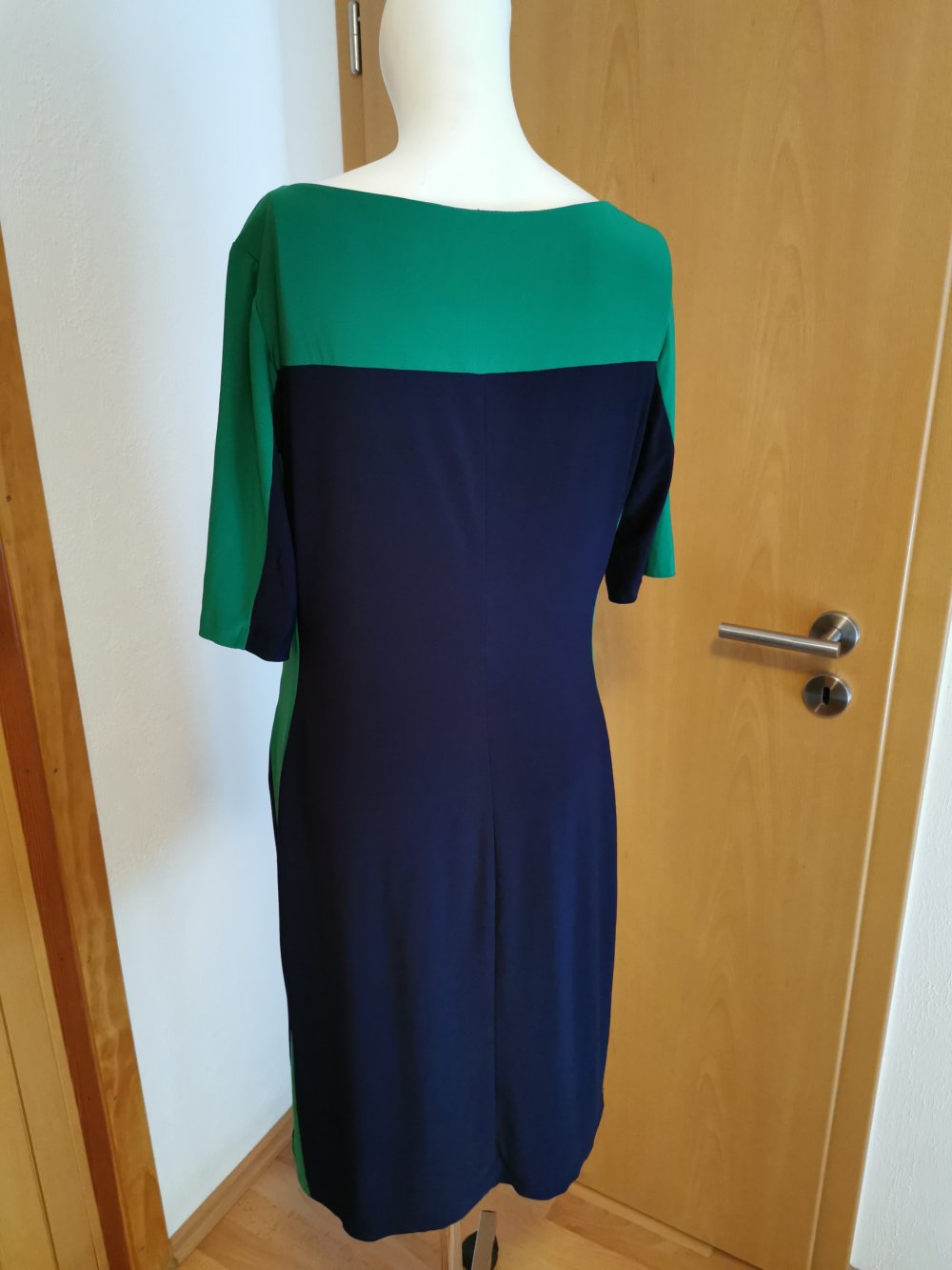 dunkelblaues Damen- Kleid, von „Chaps“, GR. L