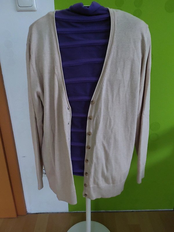 beige Strickjacke Gr.44